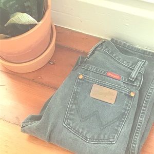 Vintage high waisted Wangler Jeans